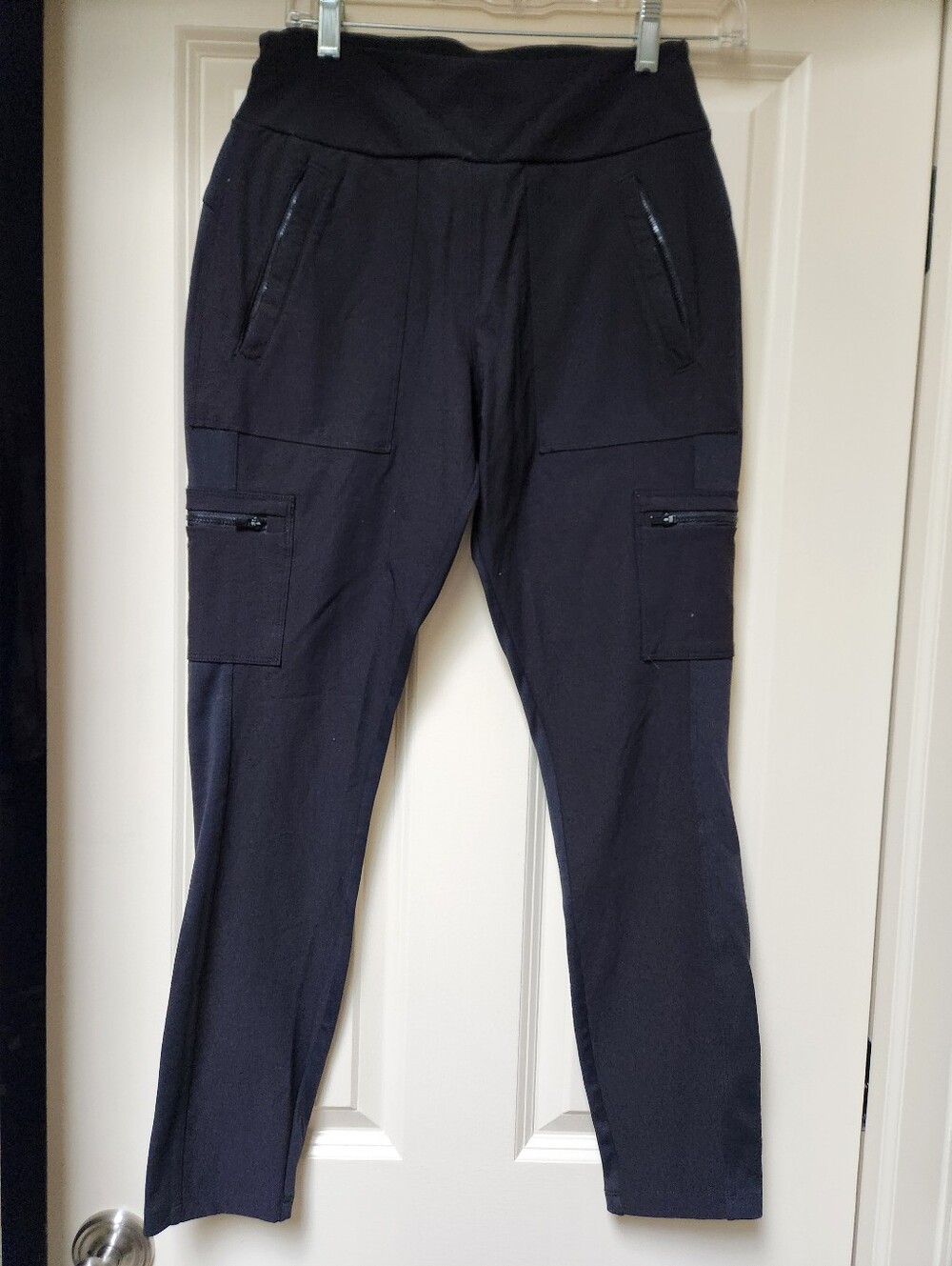 Athleta Headlands Hybrid Cargo Pant - Picture 2 of 12